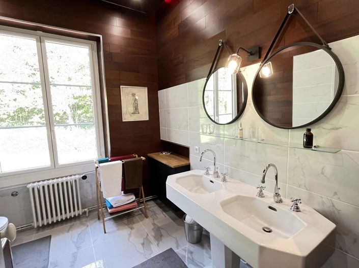 Image No.20-6 Bed House for sale