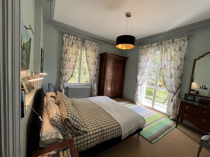 Image No.22-6 Bed House for sale