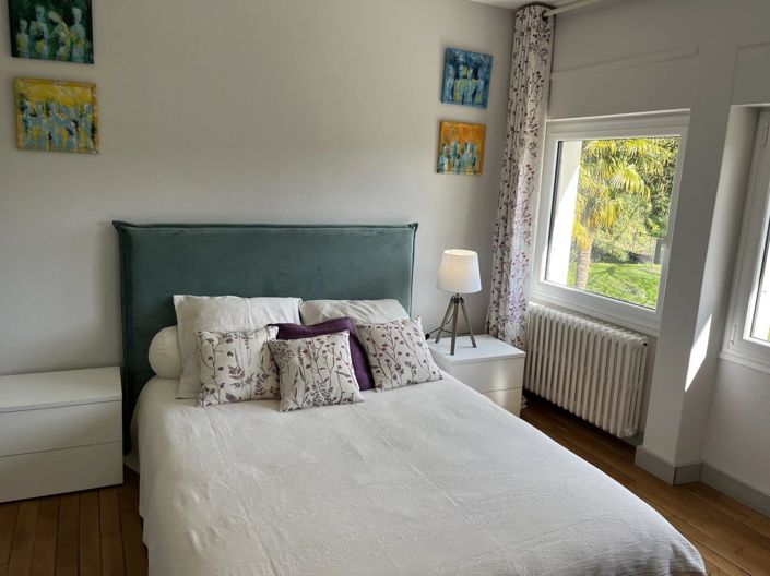 Image No.28-6 Bed House for sale