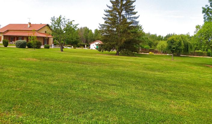 Image No.8-3 Bed House for sale