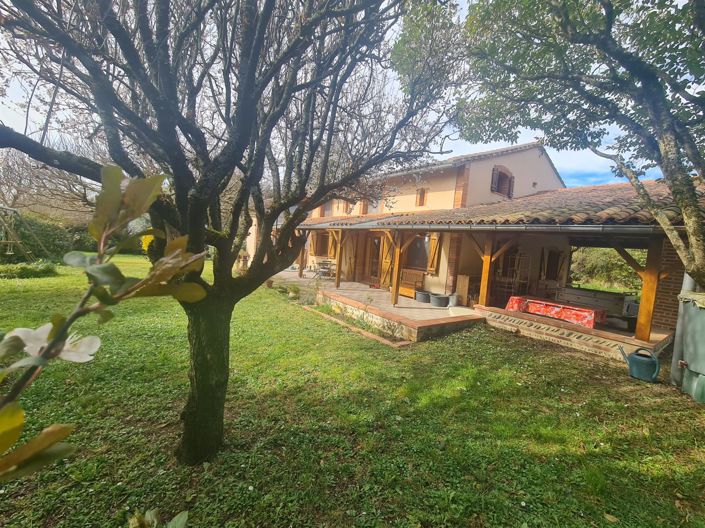 Image No.8-4 Bed House for sale