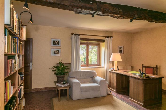 Image No.9-4 Bed House for sale