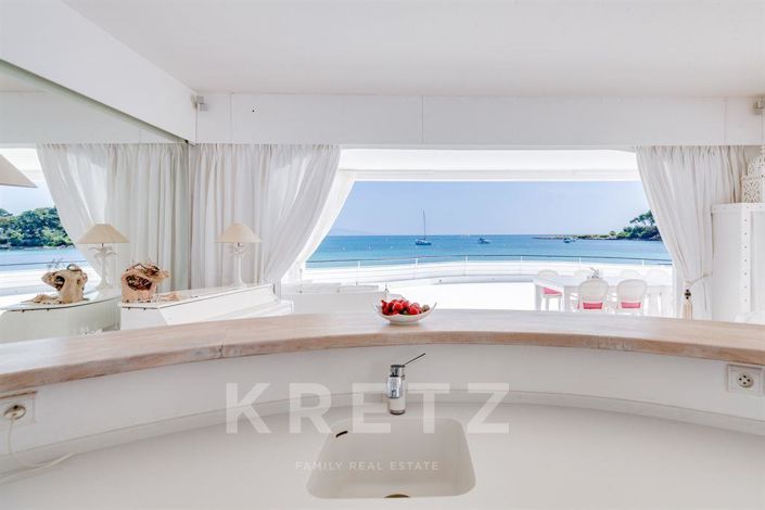 Image No.15-4 Bed House for sale