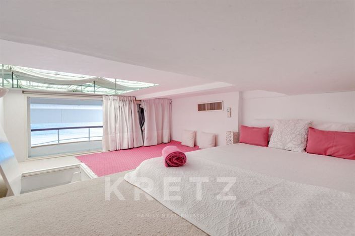 Image No.18-4 Bed House for sale