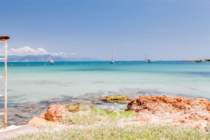 Image No.22-4 Bed House for sale