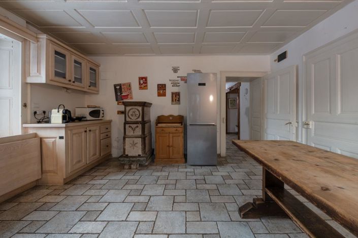 Image No.11-5 Bed House for sale