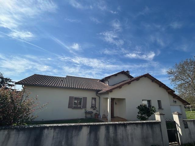 Image No.17-5 Bed House for sale