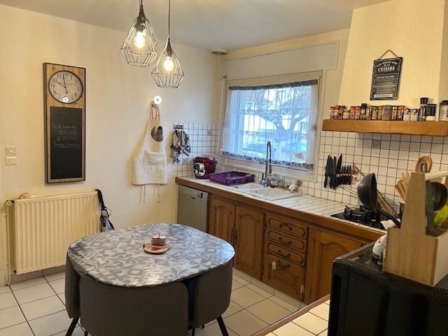 Image No.5-5 Bed House for sale