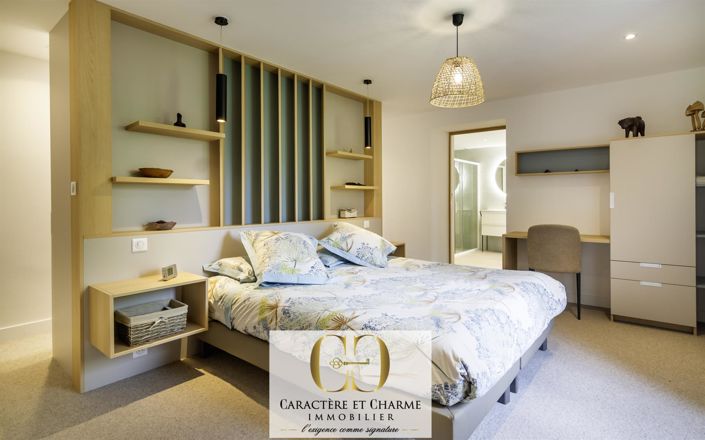 Image No.14-5 Bed House for sale