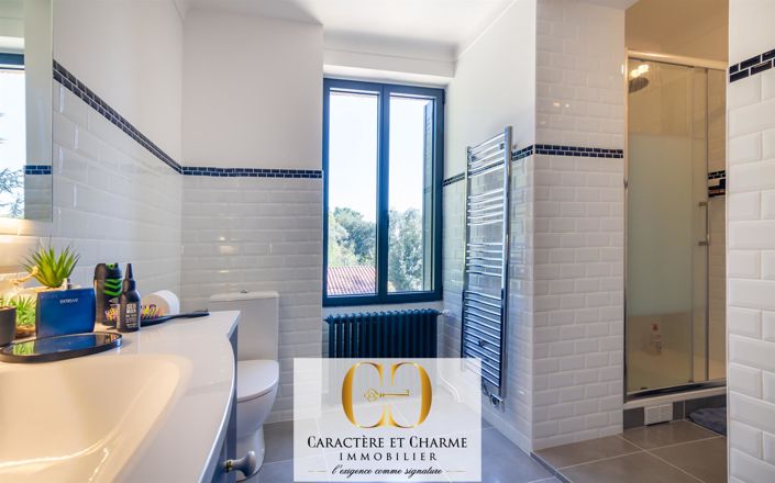 Image No.18-9 Bed House for sale