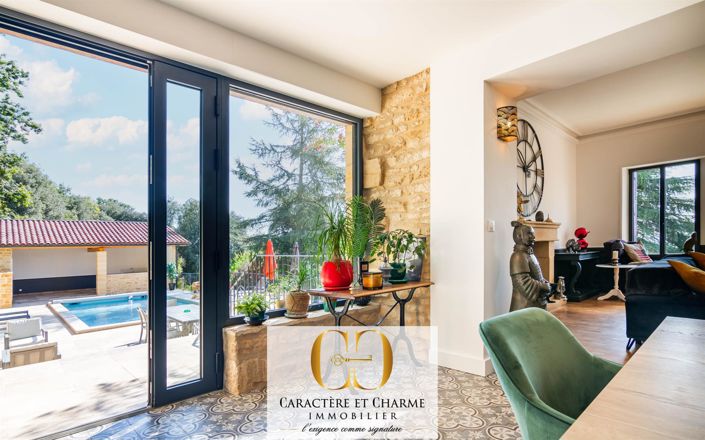 Image No.5-9 Bed House for sale