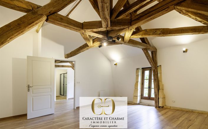 Image No.16-5 Bed House for sale