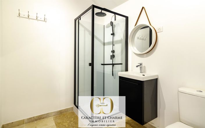 Image No.19-5 Bed House for sale