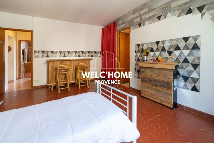 Image No.20-4 Bed House for sale