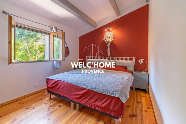 Image No.9-5 Bed House for sale