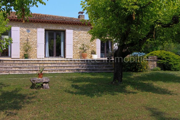 Image No.18-3 Bed Property for sale