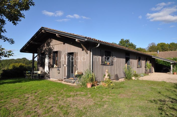 Image No.1-4 Bed House for sale