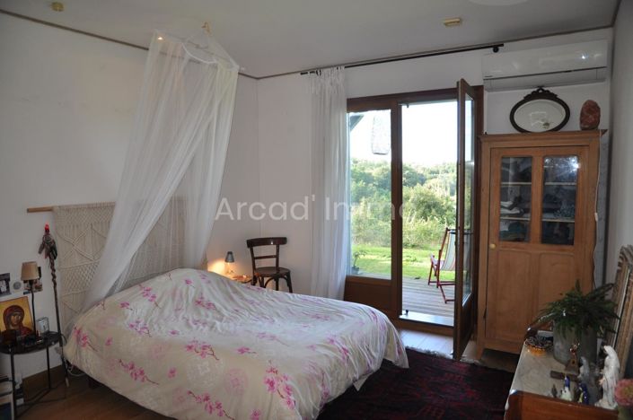 Image No.5-4 Bed House for sale