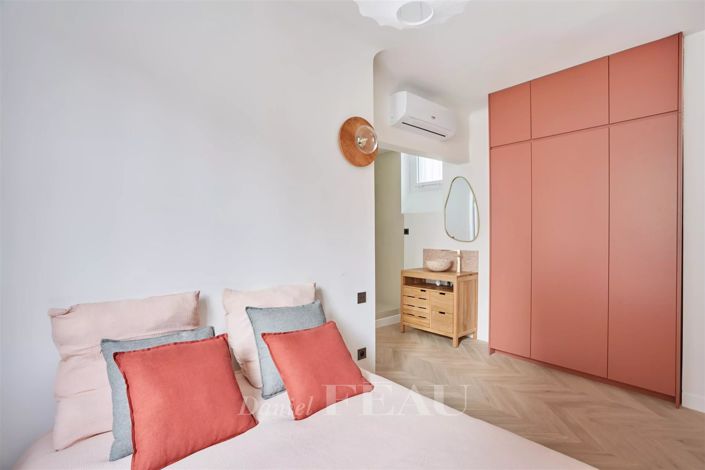 Image No.10-4 Bed Apartment for sale