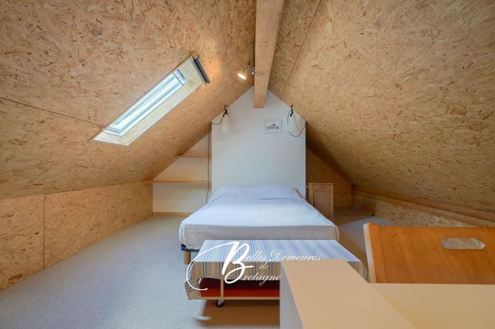 Image No.19-7 Bed House for sale