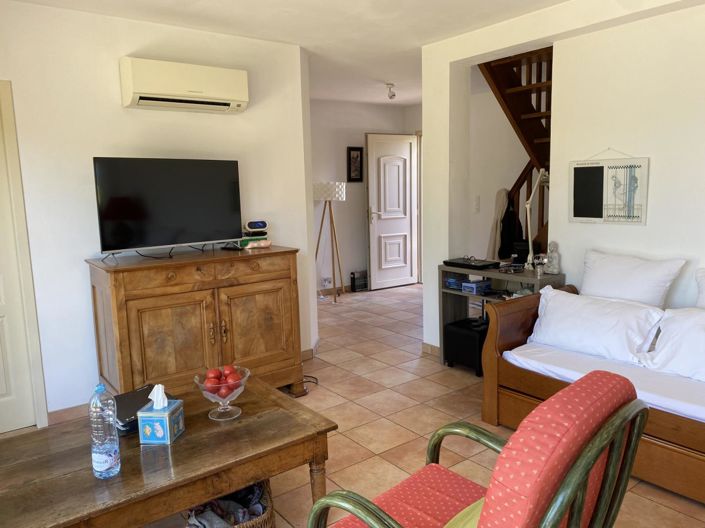 Image No.6-3 Bed House for sale