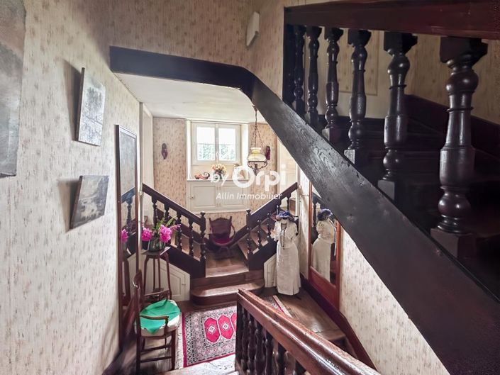 Image No.10-Maison de 8 chambres à vendre à Doyet