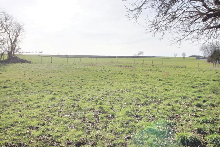 Image No.10-6 Bed House for sale