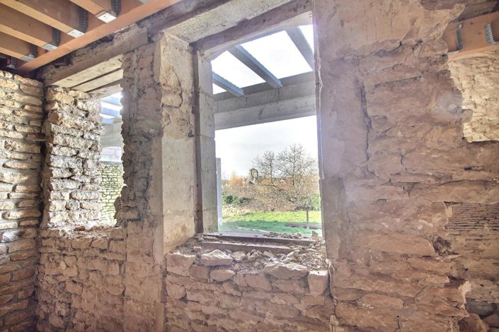 Image No.20-6 Bed House for sale