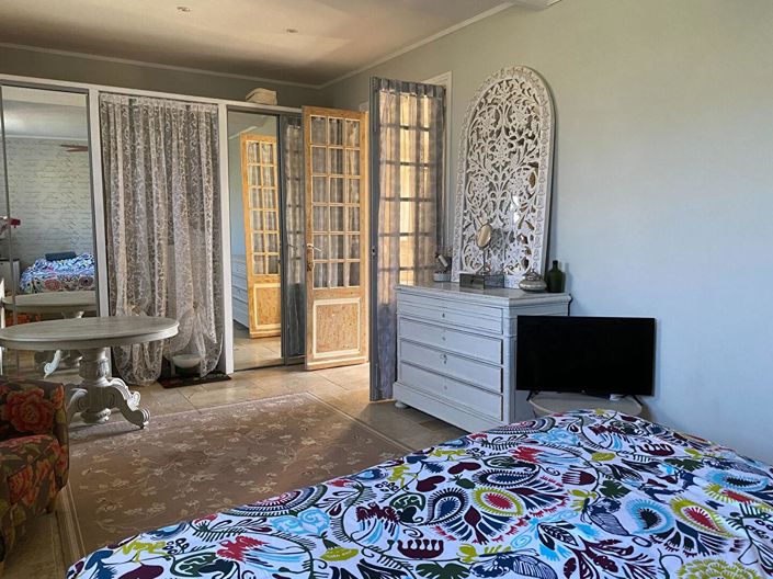 Image No.3-6 Bed House for sale