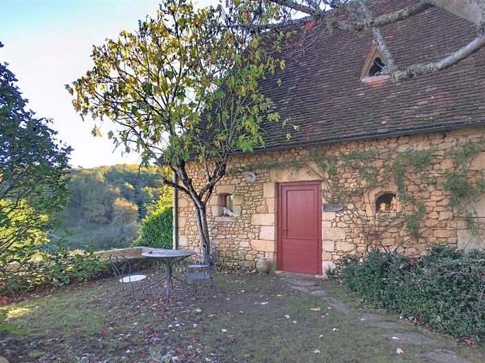 Image No.10-4 Bed House for sale