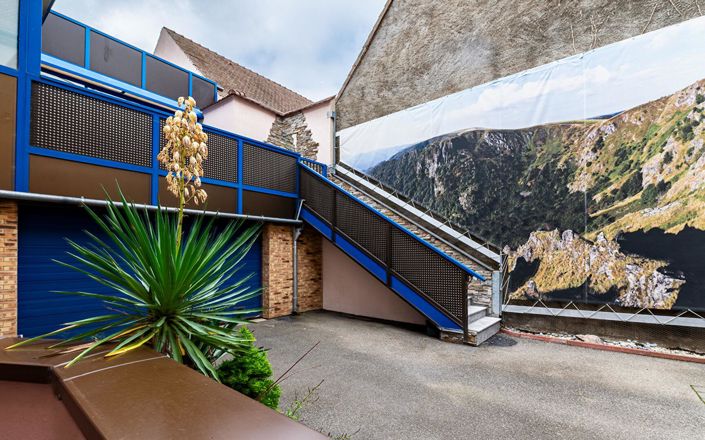 Image No.12-3 Bed House for sale