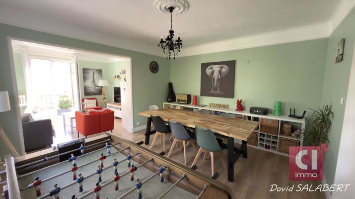 Image No.6-4 Bed House for sale