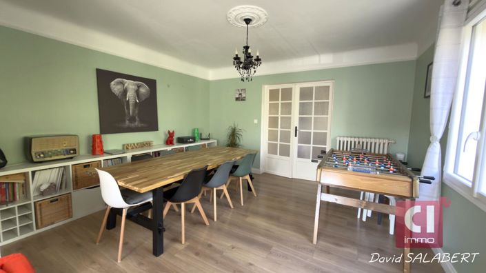 Image No.7-4 Bed House for sale