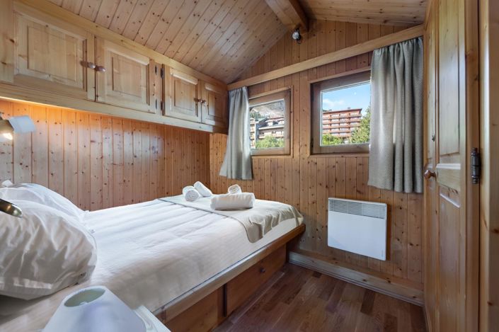 Image No.9-4 Bed Apartment for sale