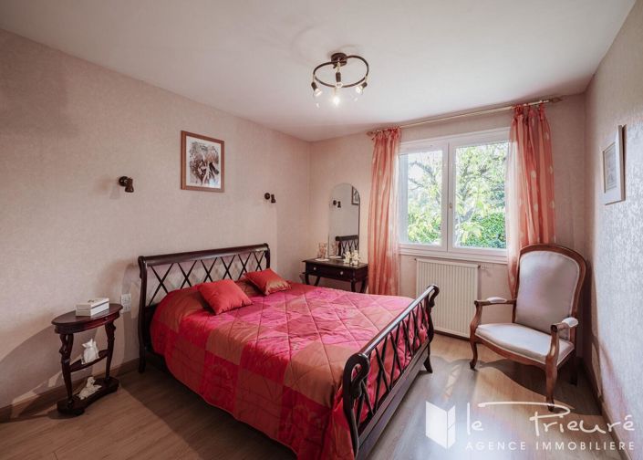 Image No.13-3 Bed House for sale