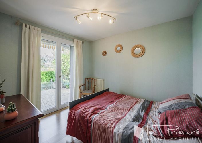 Image No.15-3 Bed House for sale