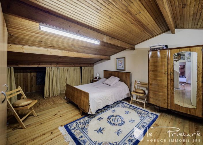 Image No.17-3 Bed House for sale