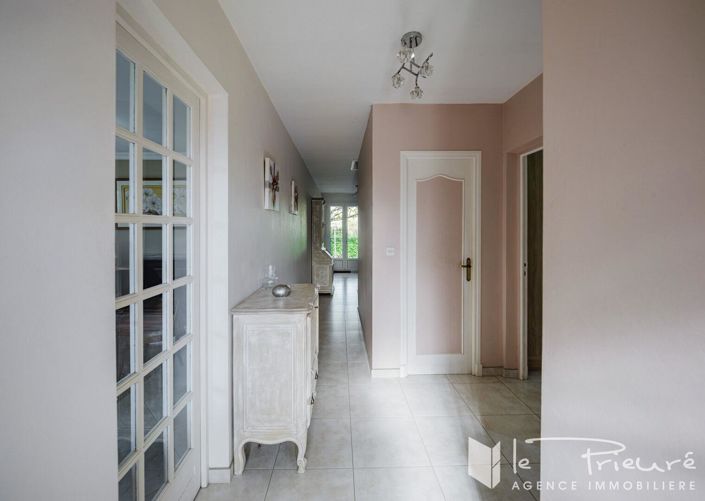 Image No.5-3 Bed House for sale