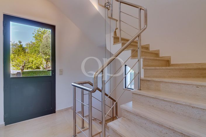 Image No.27-3 Bed House for sale