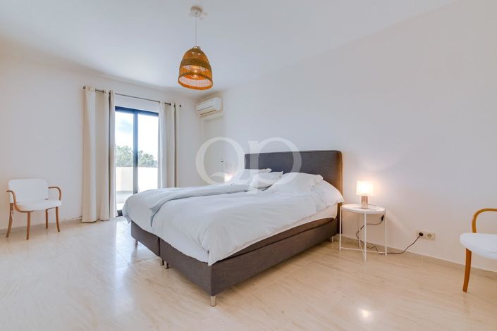 Image No.34-3 Bed House for sale