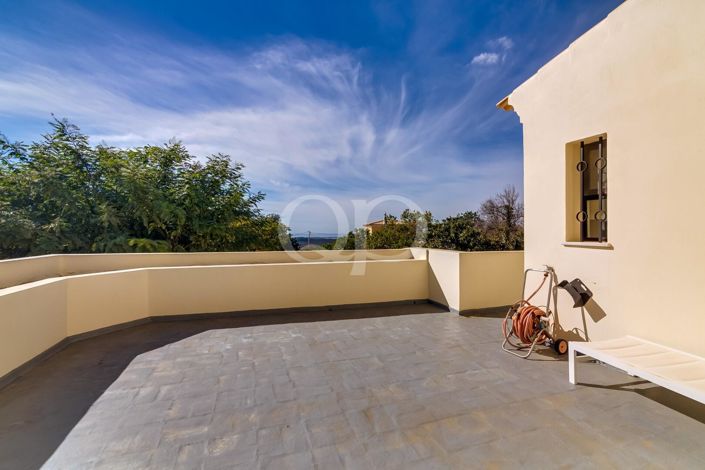 Image No.39-3 Bed House for sale