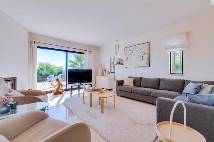 Image No.52-3 Bed House for sale