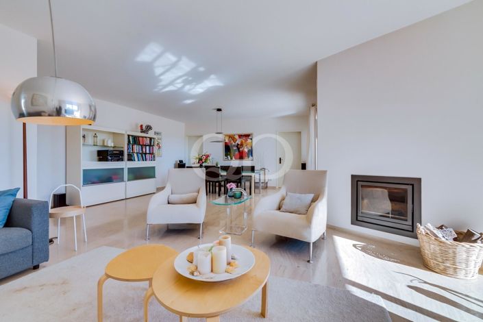 Image No.6-3 Bed House for sale