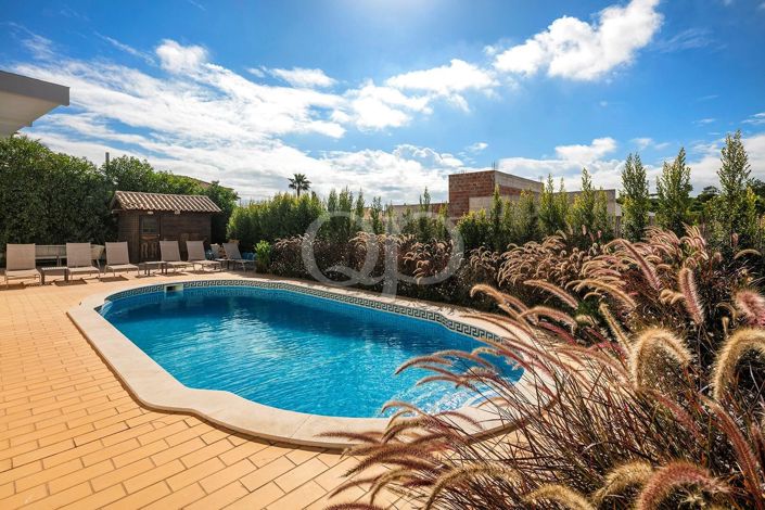 Image No.14-4 Bed House for sale