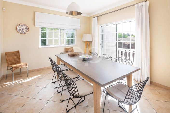 Image No.17-4 Bed House for sale