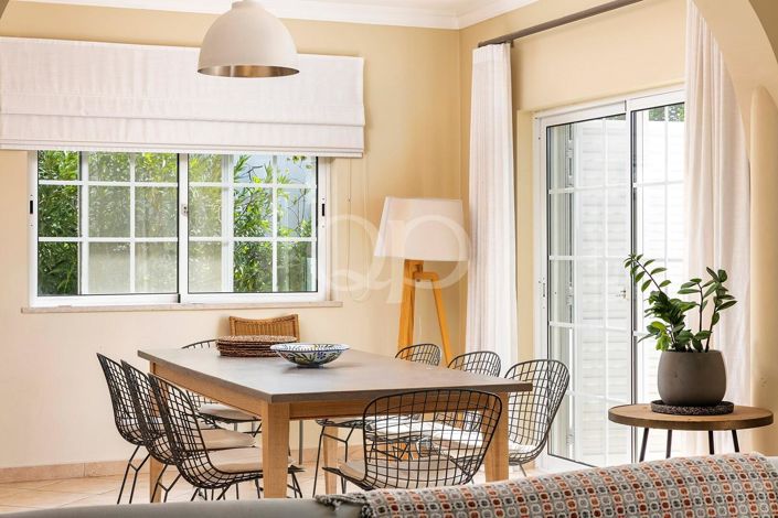 Image No.3-4 Bed House for sale