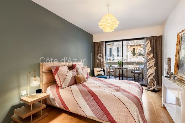 Image No.10-1 Bed Apartment for sale