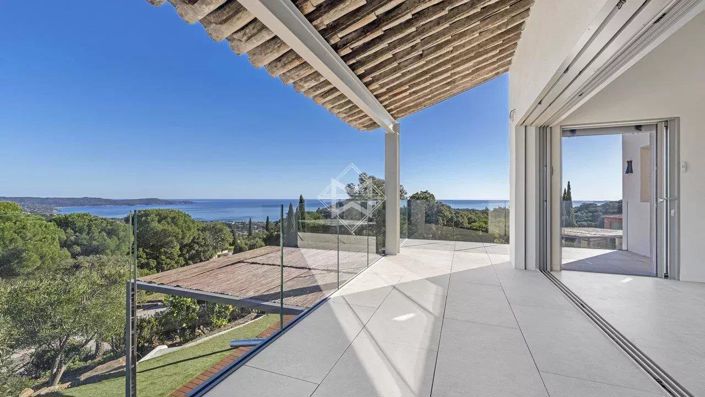 Image No.4-5 Bed House for sale