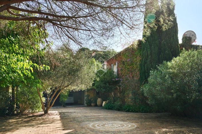 Image No.17-9 Bed House for sale