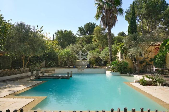 Image No.2-9 Bed House for sale